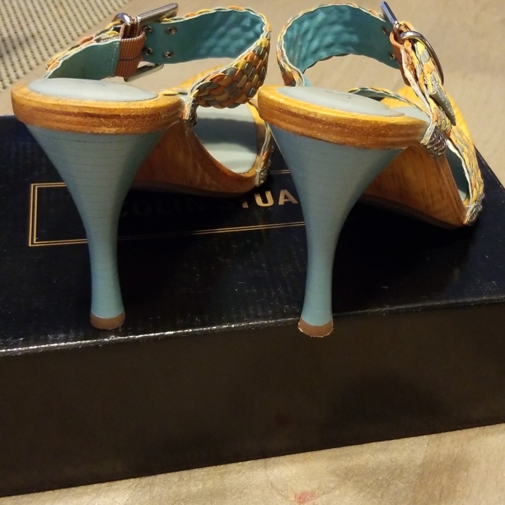 Shoes - Picture 2 of 4